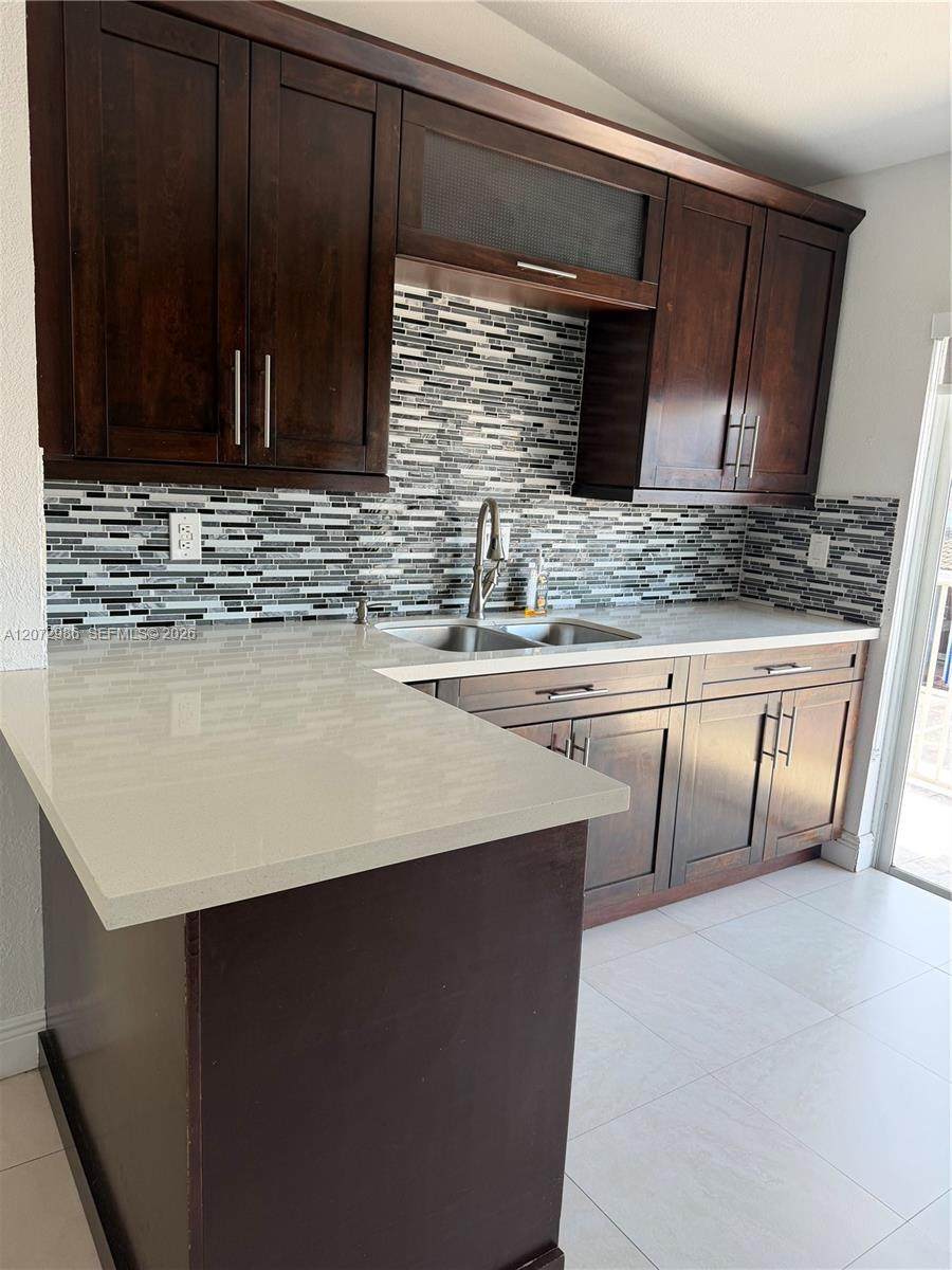 https://bt-photos.global.ssl.fastly.net/miami/1280_boomver_1_A12072986-2.jpg