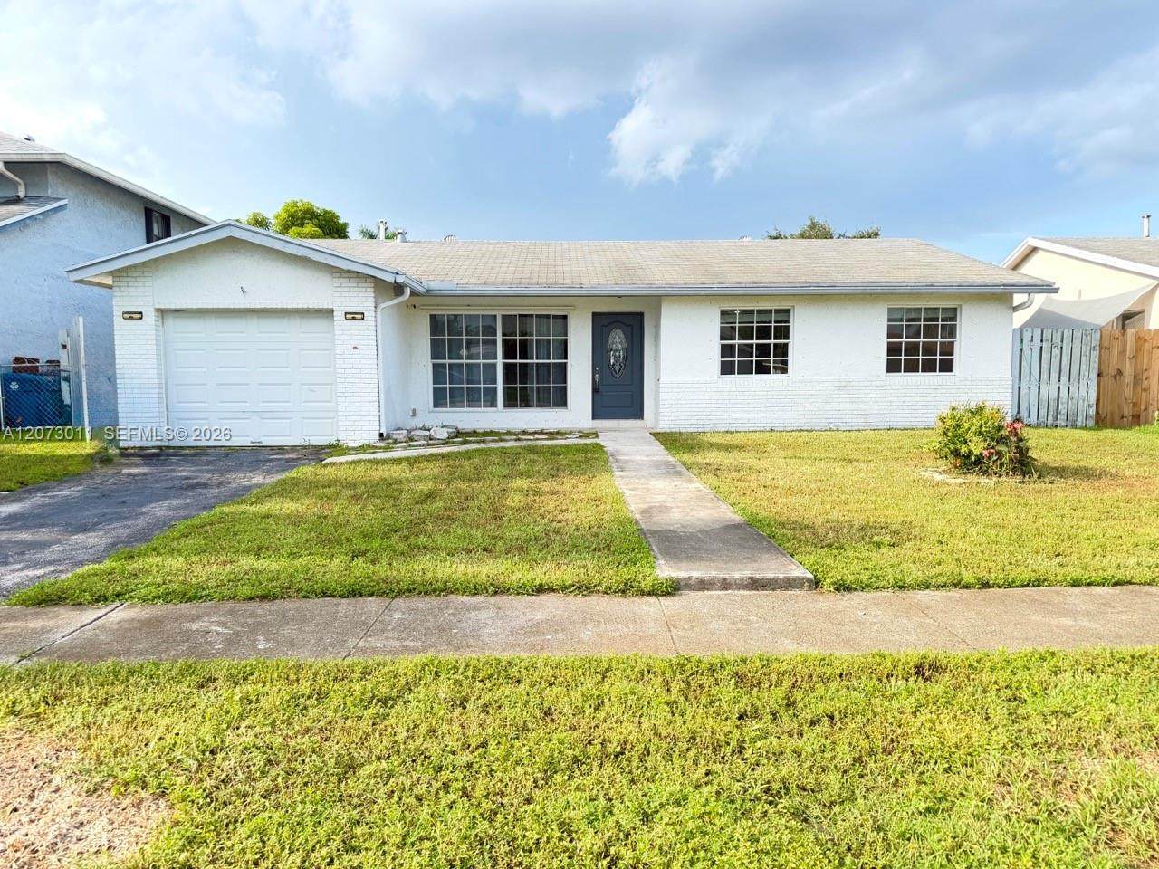 11641 42nd St - Photo 1