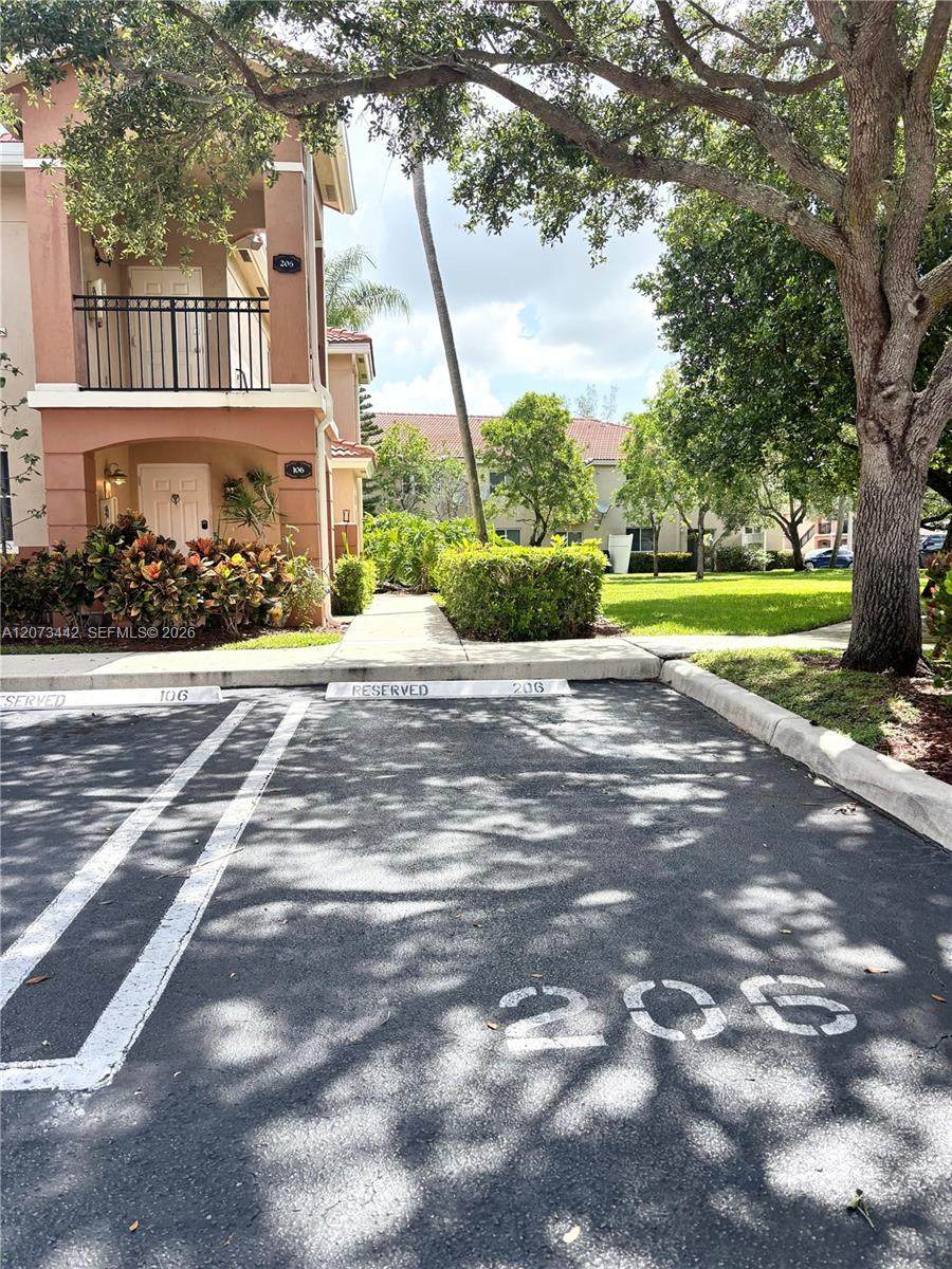 https://bt-photos.global.ssl.fastly.net/miami/1280_boomver_1_A12073442-2.jpg