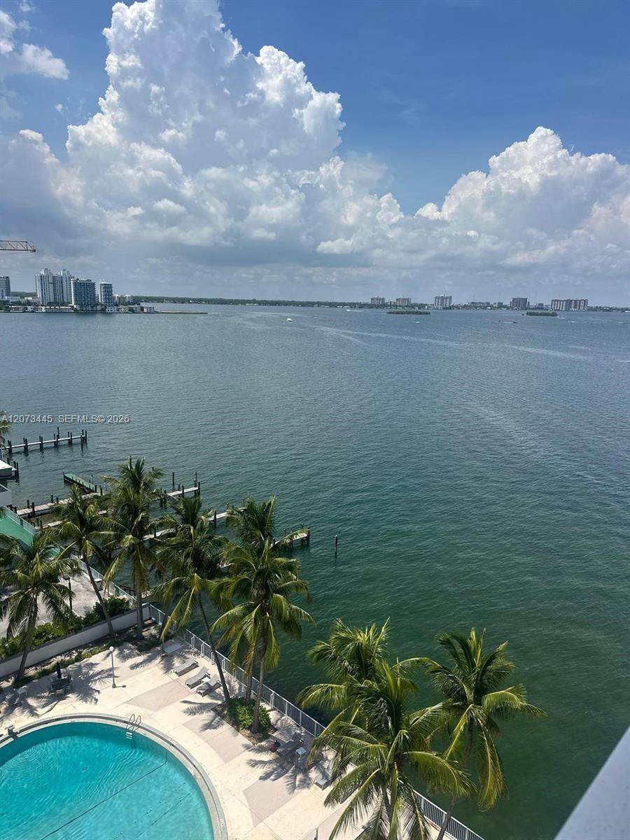 https://bt-photos.global.ssl.fastly.net/miami/orig_boomver_1_A12073445-2.jpg