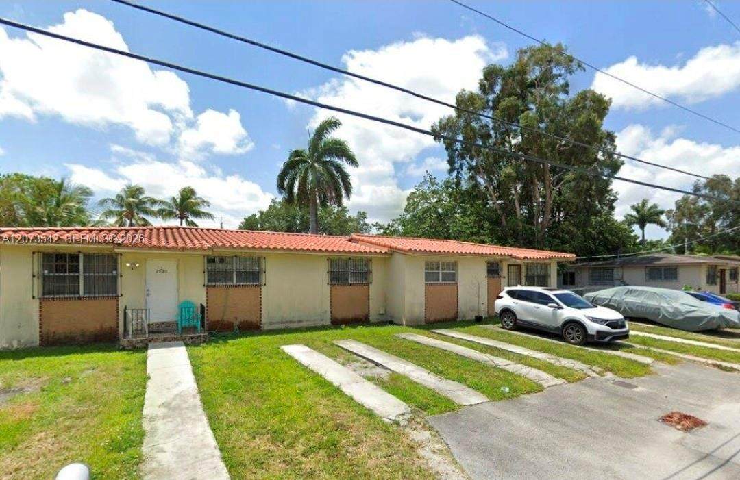 2930 12th St - Photo 1