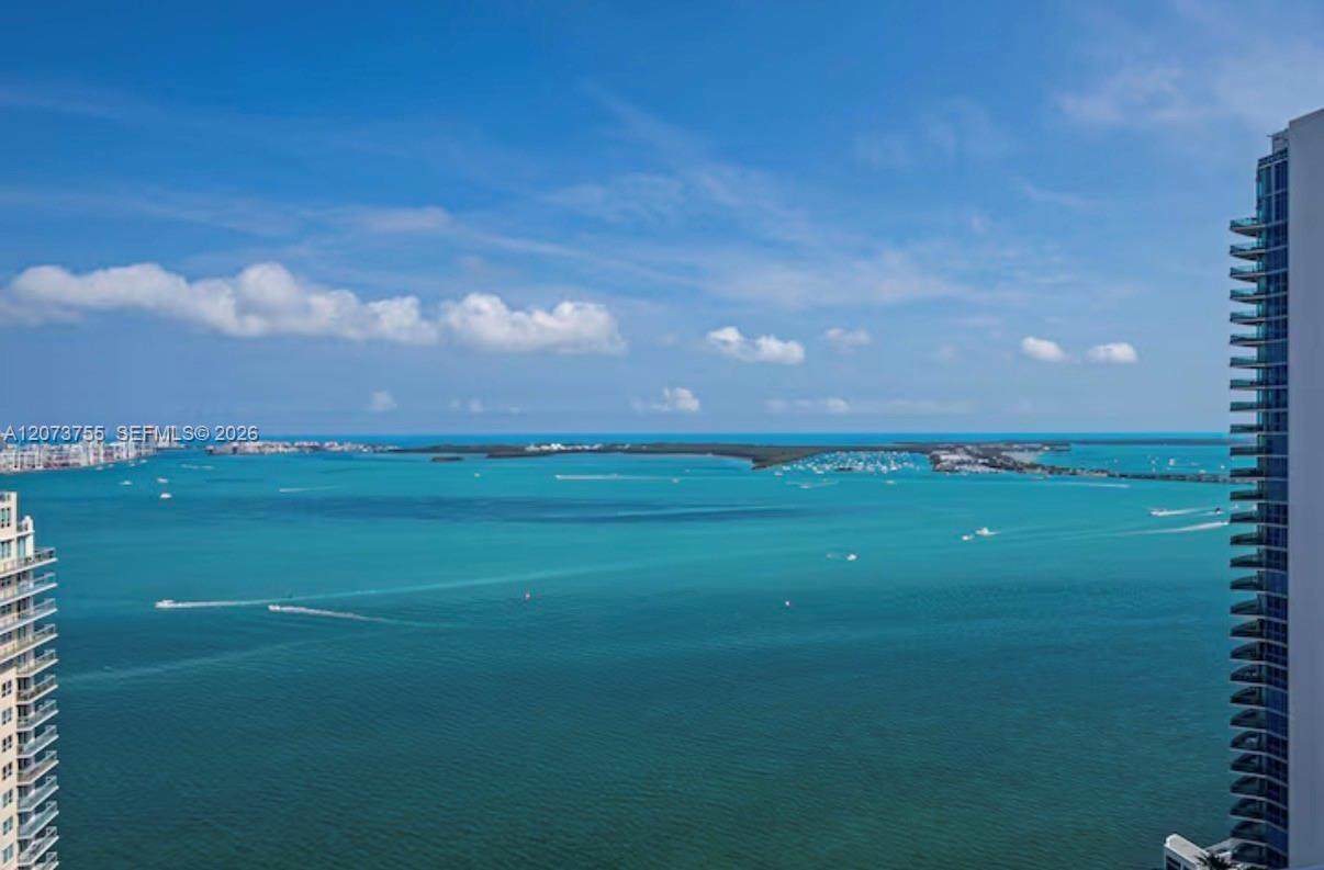 https://bt-photos.global.ssl.fastly.net/miami/orig_boomver_1_A12073755-2.jpg