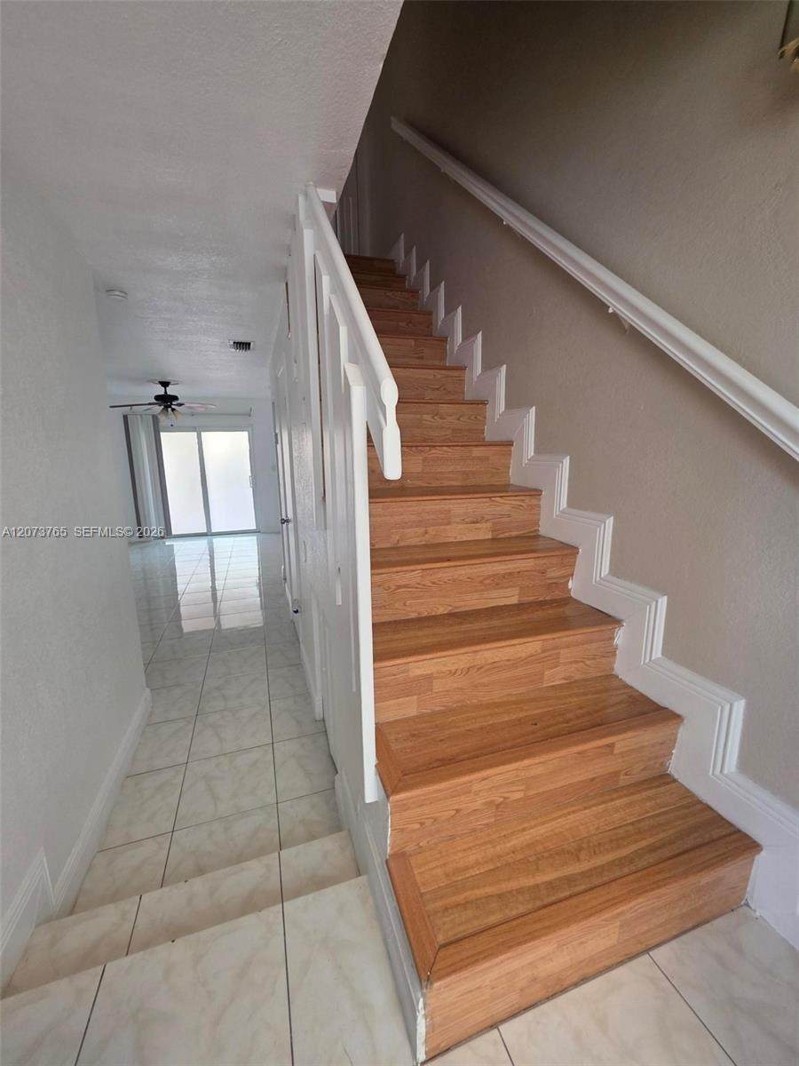 https://bt-photos.global.ssl.fastly.net/miami/1280_boomver_1_A12073765-2.jpg