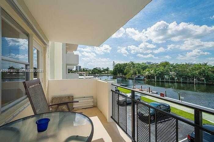 https://bt-photos.global.ssl.fastly.net/miami/orig_boomver_1_A12073878-2.jpg
