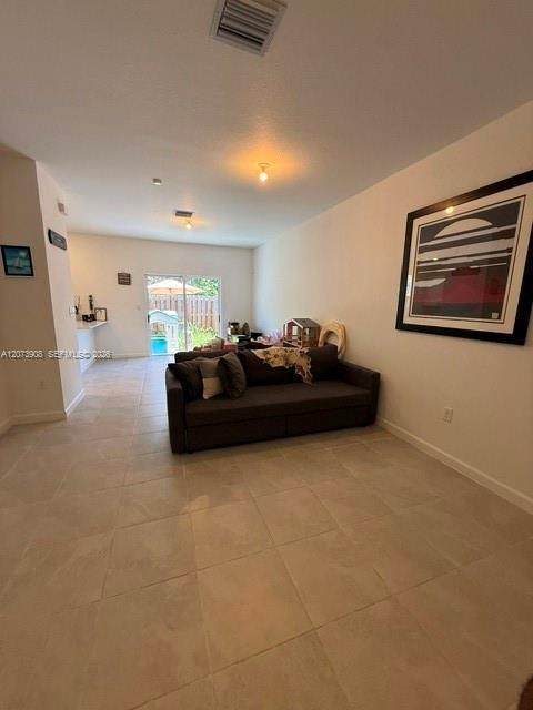 https://bt-photos.global.ssl.fastly.net/miami/orig_boomver_1_A12073908-2.jpg