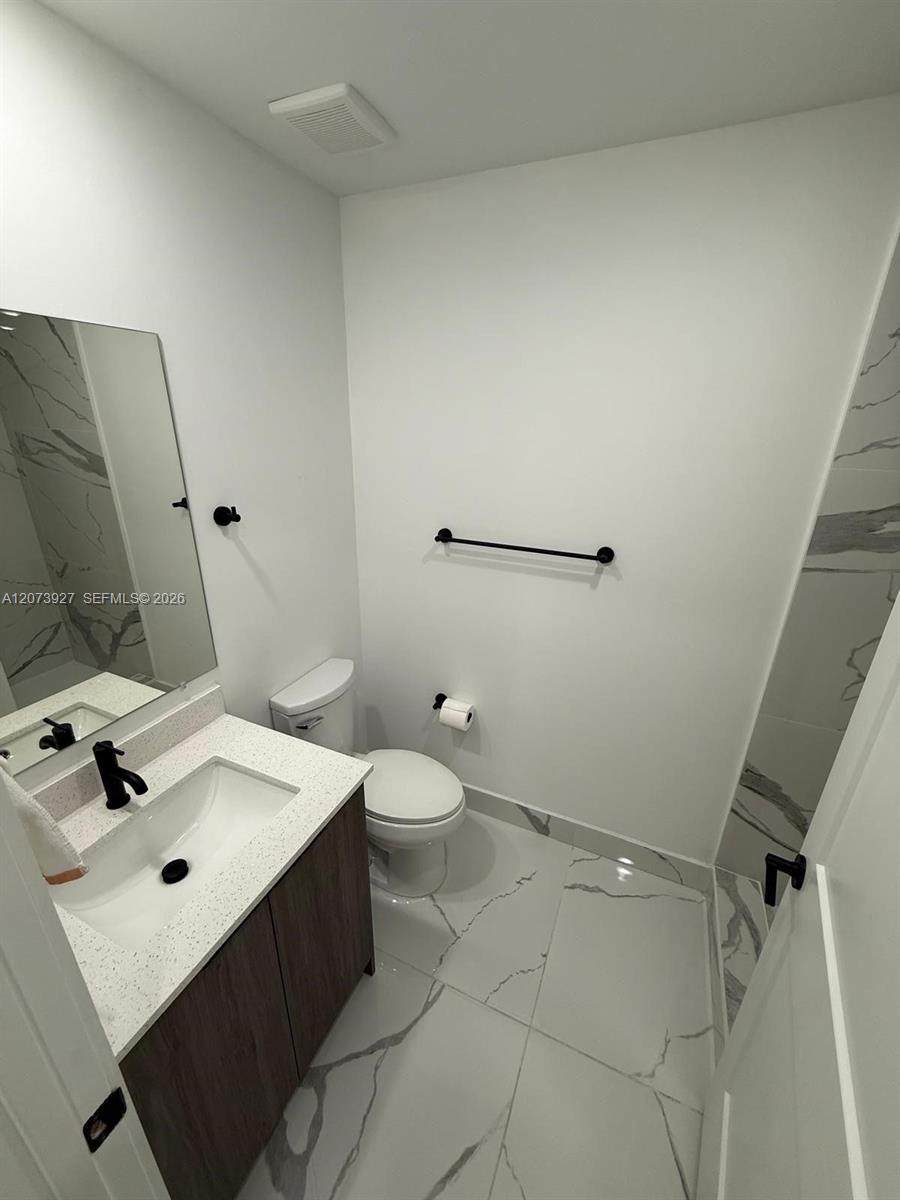 https://bt-photos.global.ssl.fastly.net/miami/orig_boomver_1_A12073927-2.jpg