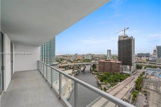 https://bt-photos.global.ssl.fastly.net/miami/orig_boomver_1_A12074278-2.jpg
