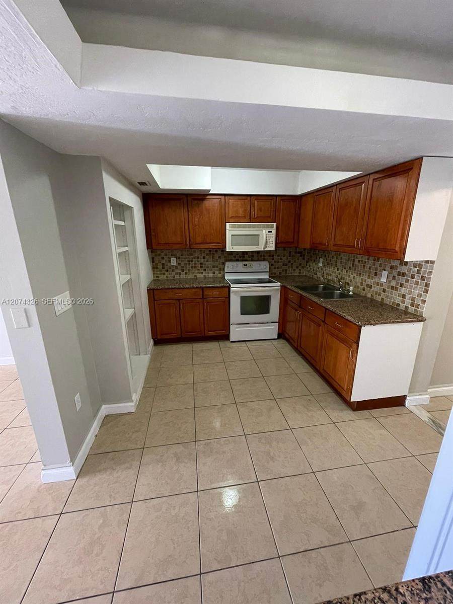 1567 60th Ave - Photo 1