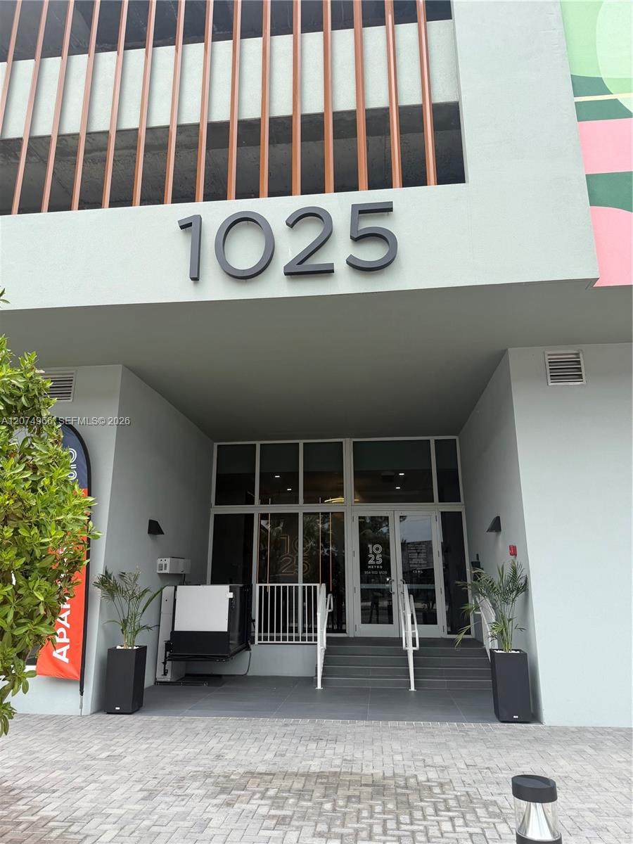 https://bt-photos.global.ssl.fastly.net/miami/orig_boomver_1_A12074966-2.jpg