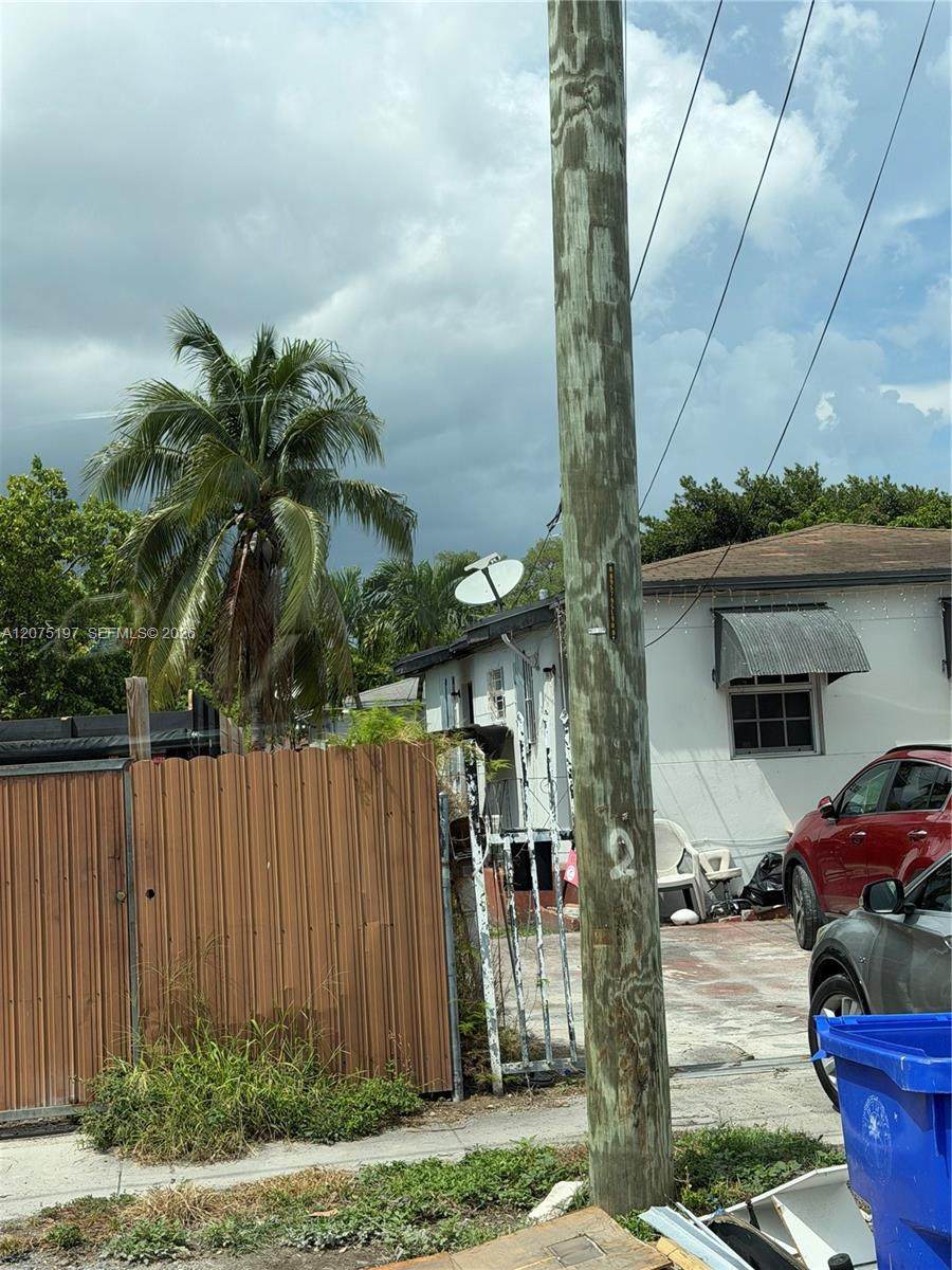 https://bt-photos.global.ssl.fastly.net/miami/1280_boomver_1_A12075197-2.jpg