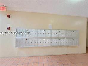 https://bt-photos.global.ssl.fastly.net/miami/orig_boomver_1_A12075435-2.jpg