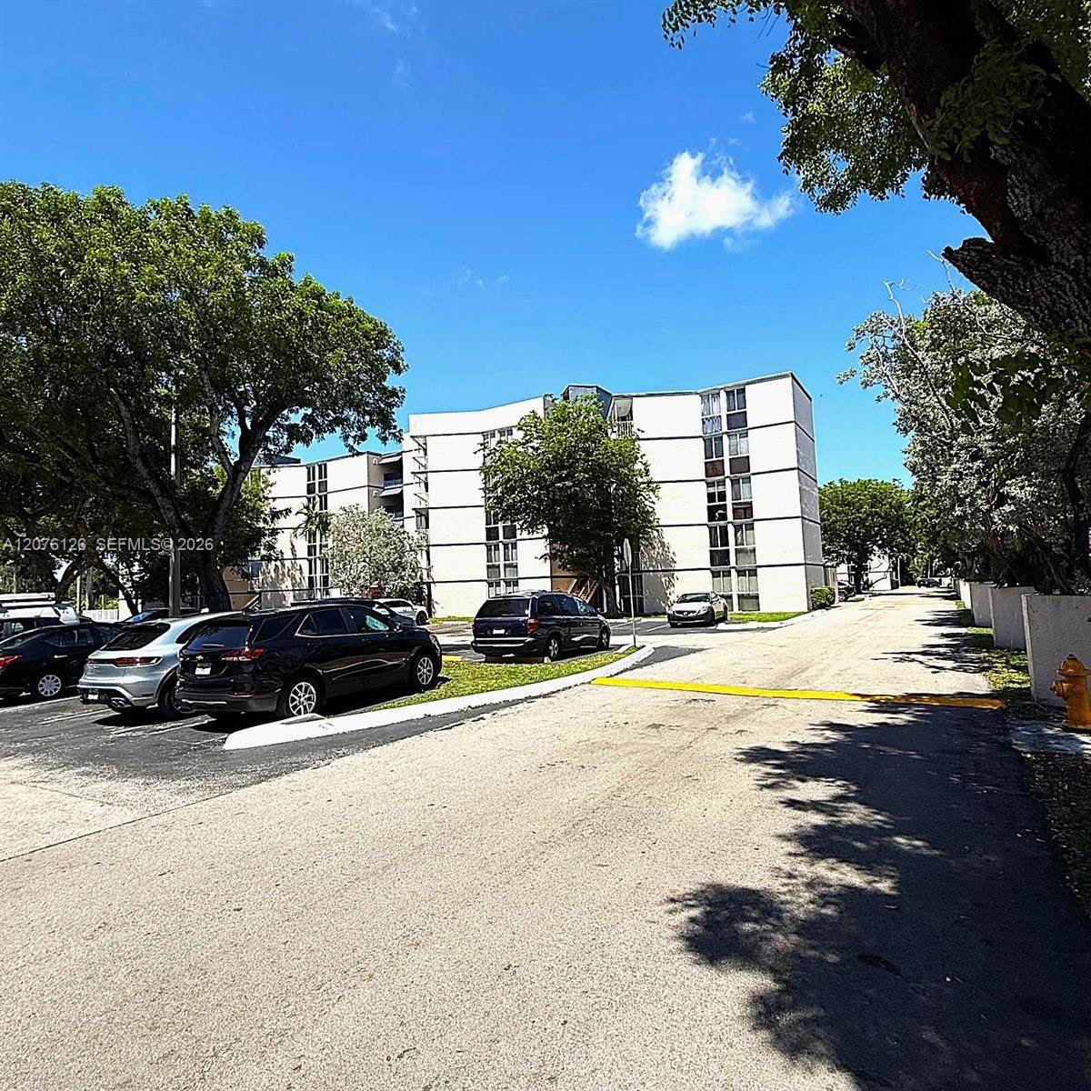 https://bt-photos.global.ssl.fastly.net/miami/orig_boomver_1_A12076126-2.jpg