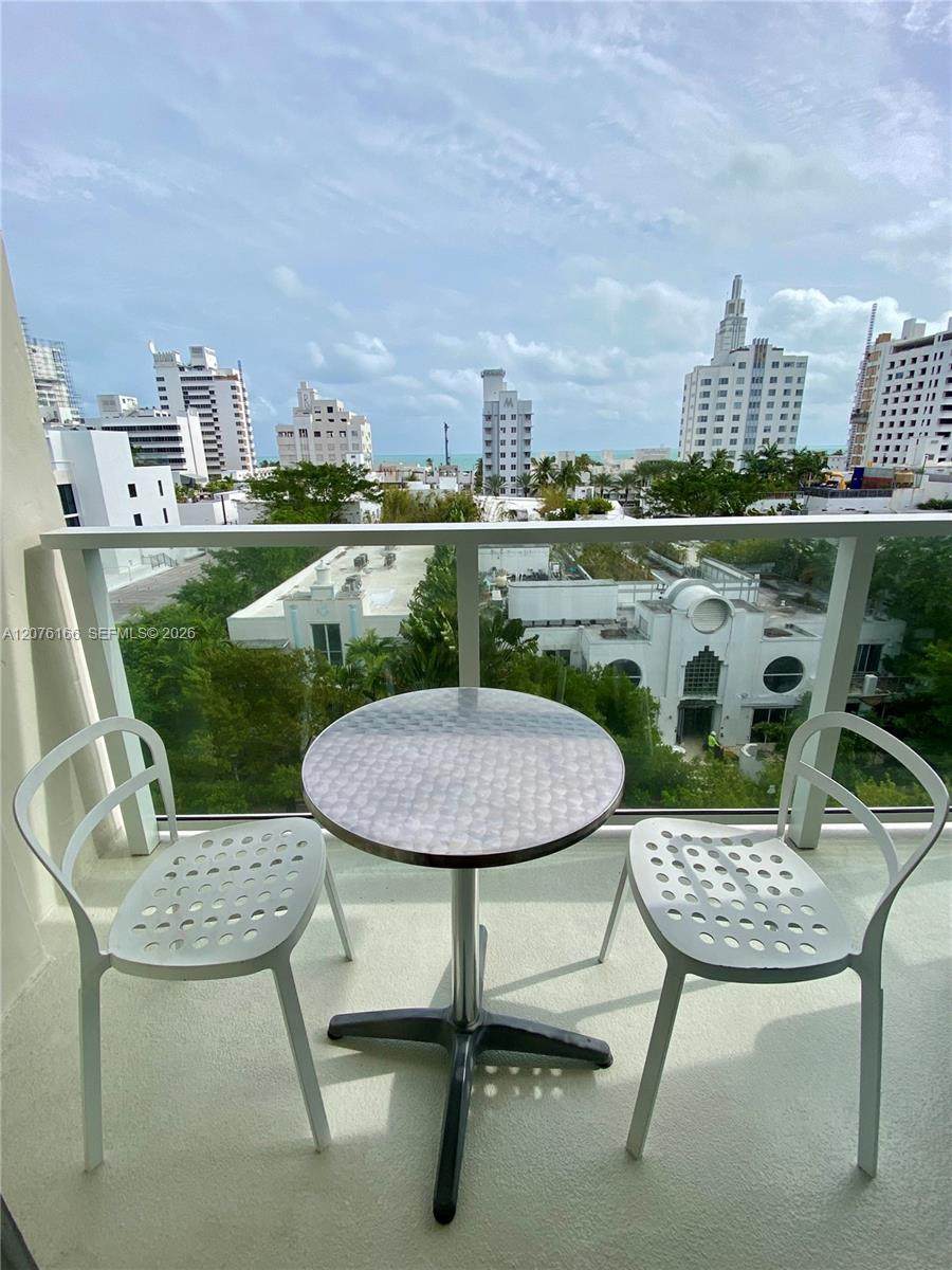 https://bt-photos.global.ssl.fastly.net/miami/orig_boomver_1_A12076166-2.jpg
