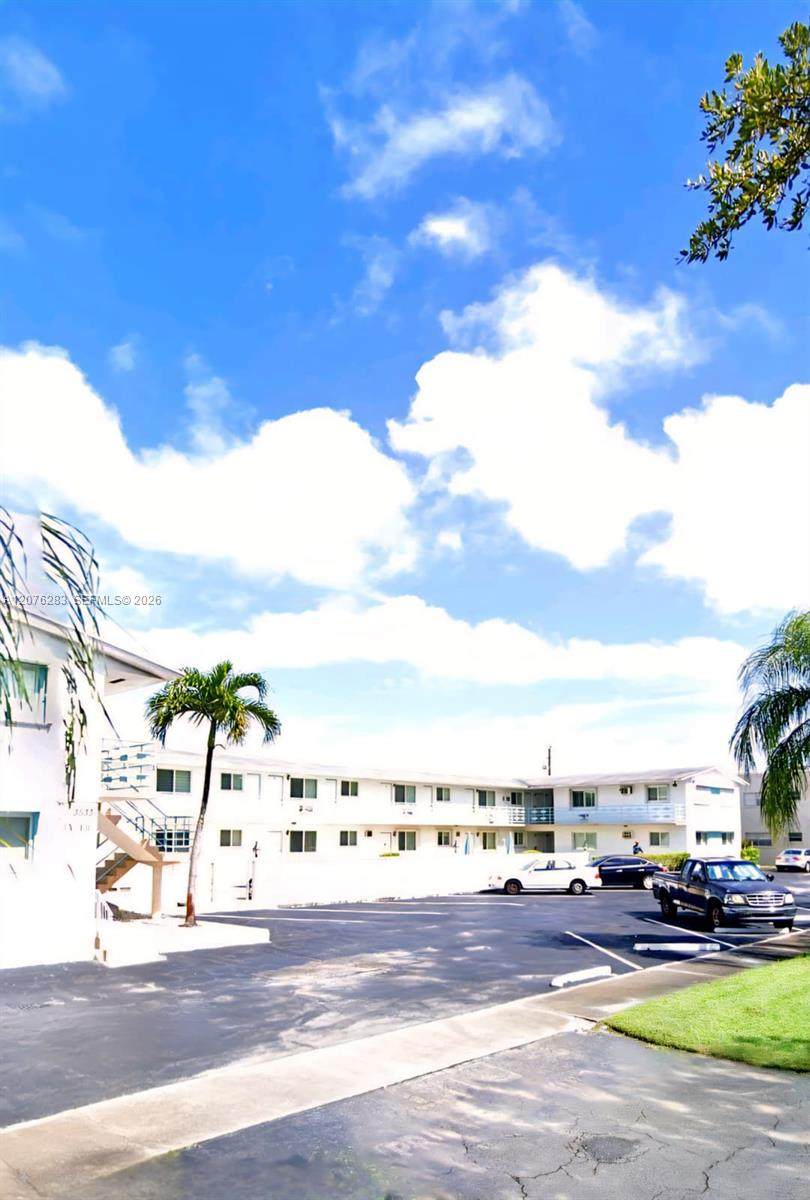 https://bt-photos.global.ssl.fastly.net/miami/orig_boomver_1_A12076283-2.jpg