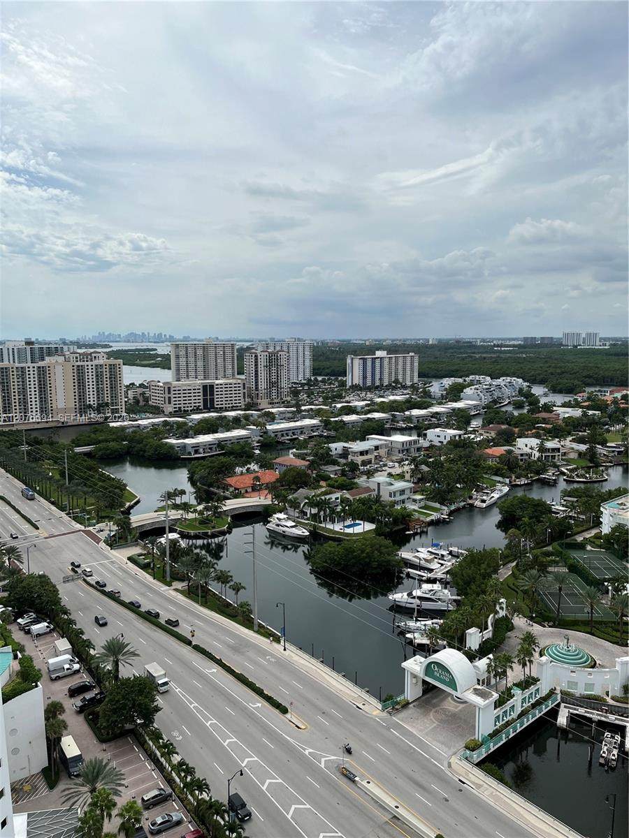 https://bt-photos.global.ssl.fastly.net/miami/orig_boomver_1_A12076694-2.jpg