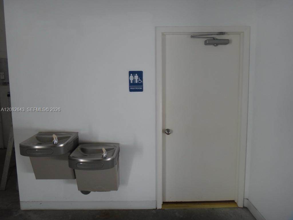 https://bt-photos.global.ssl.fastly.net/miami/orig_boomver_1_A12082643-2.jpg