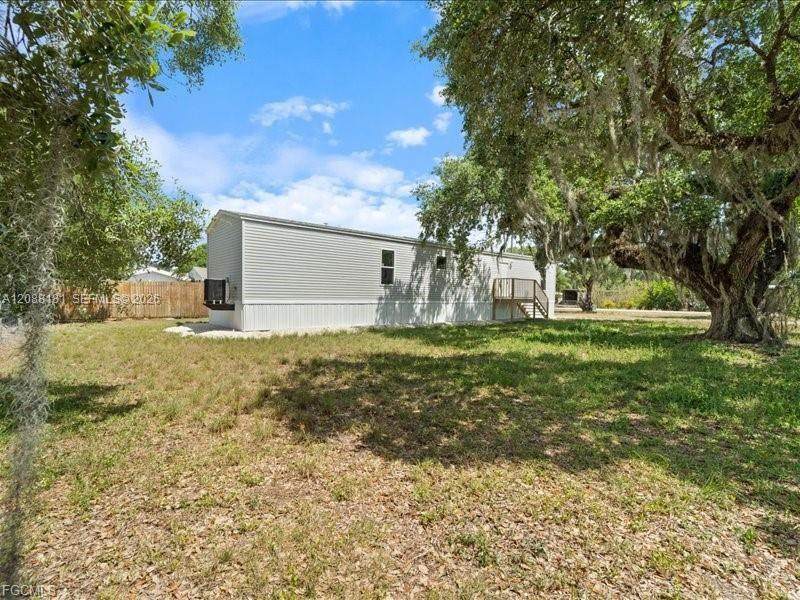 1038 Canopy Ln - Photo 1