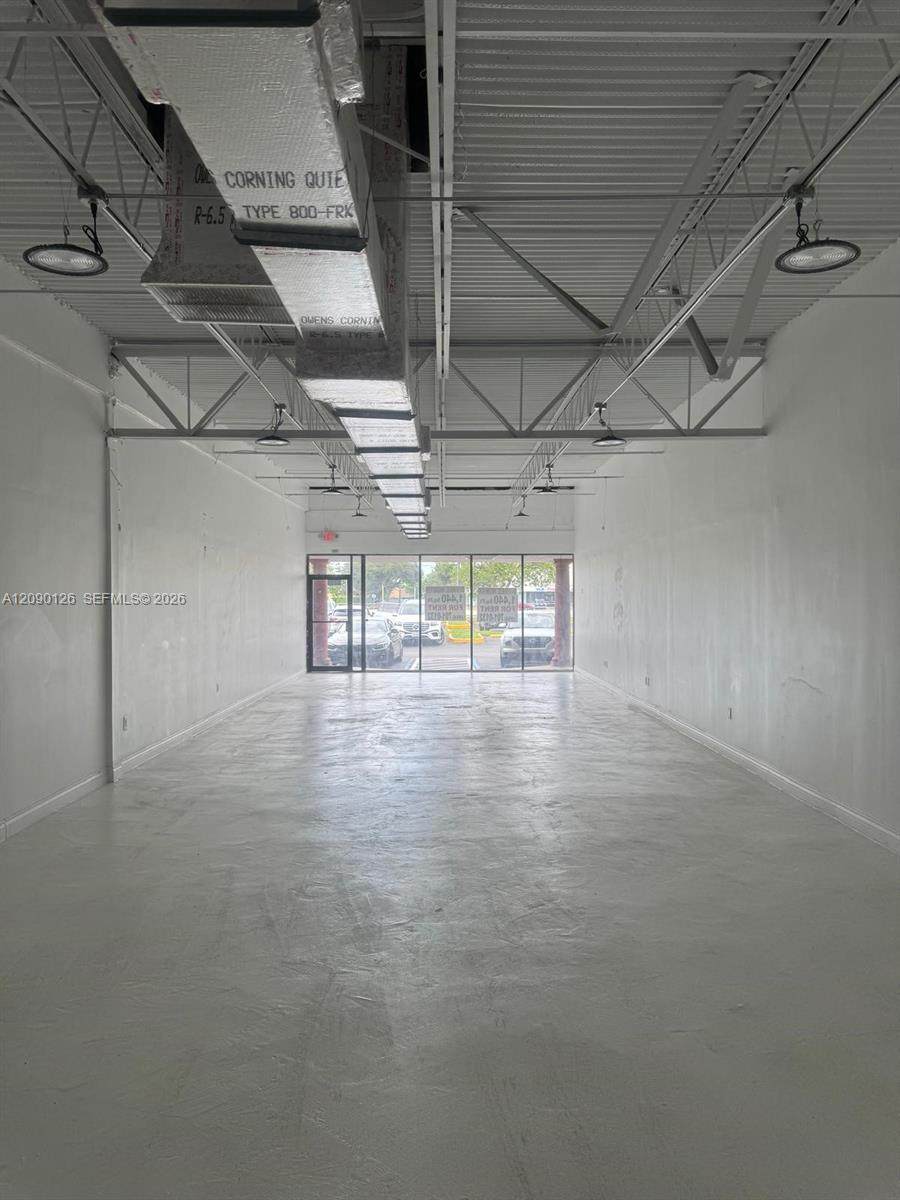 4713 University Dr - Photo 1