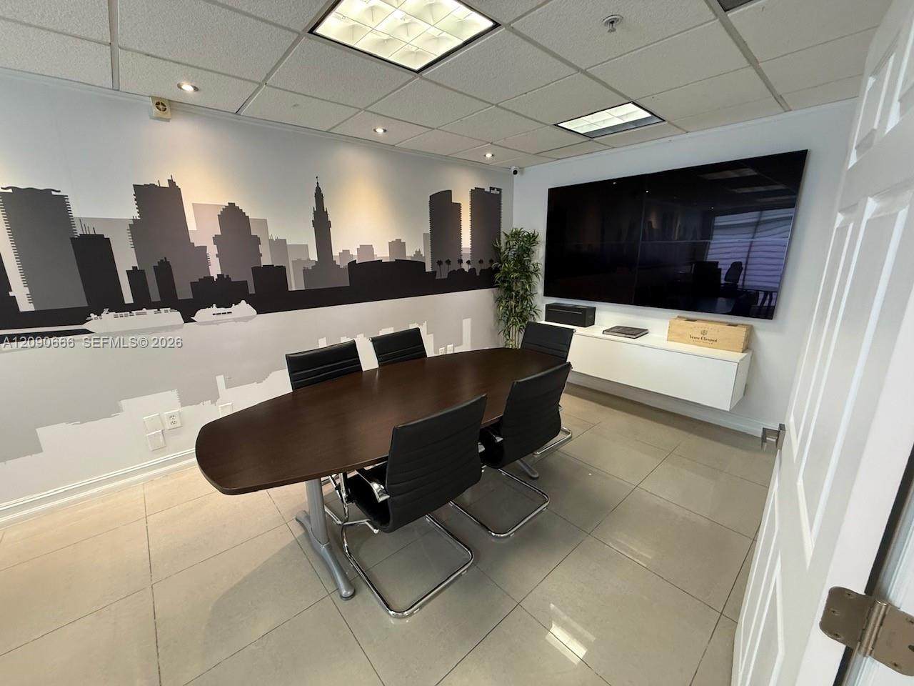 https://bt-photos.global.ssl.fastly.net/miami/orig_boomver_1_A12090666-2.jpg