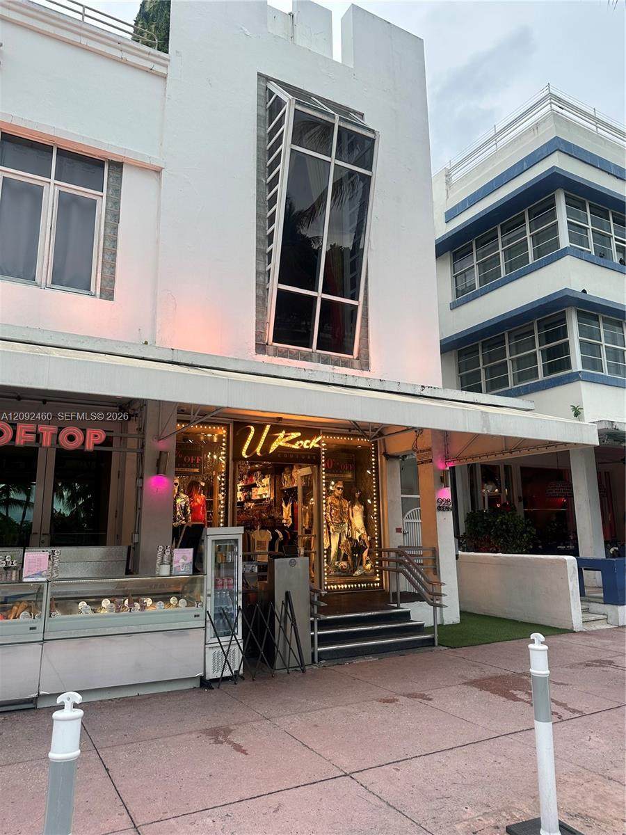928 Ocean Dr - Photo 1