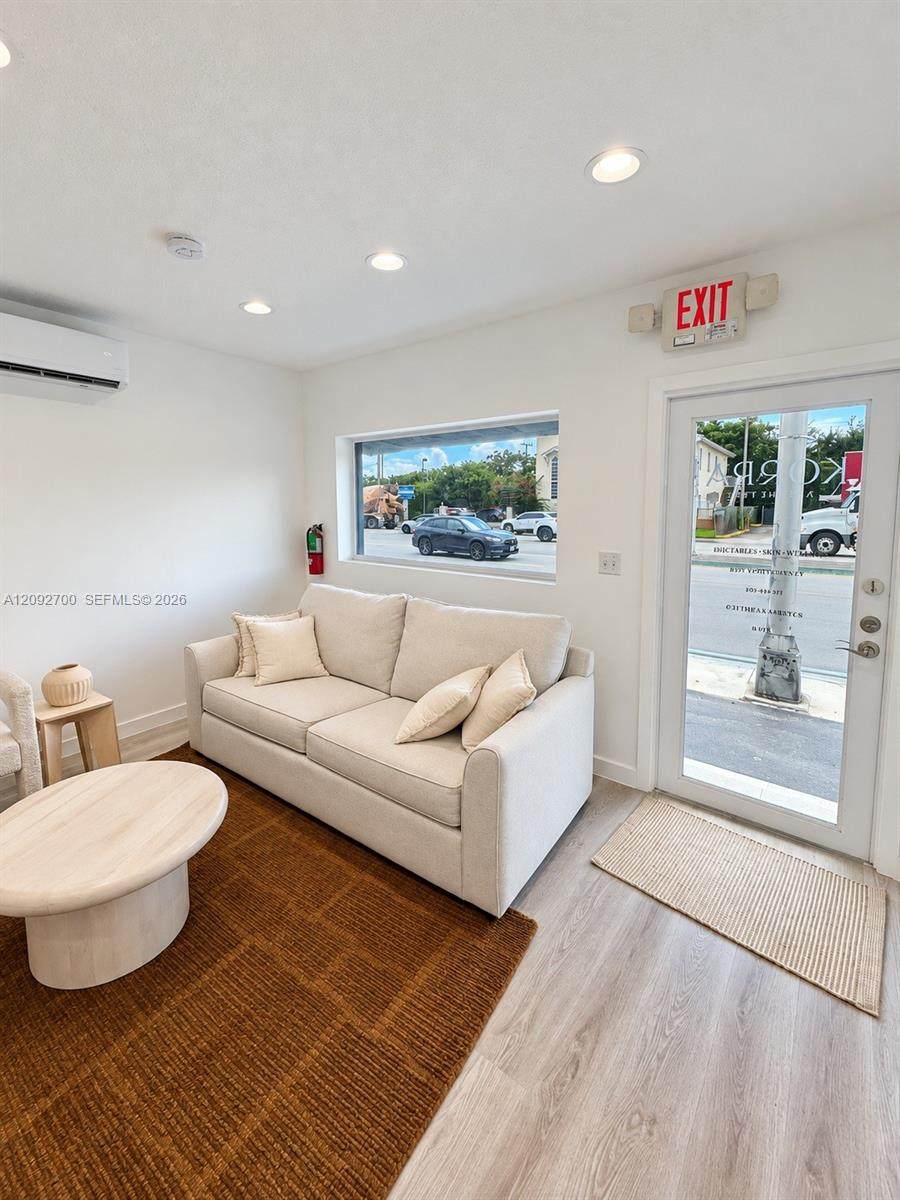 5801 40th St - Photo 1