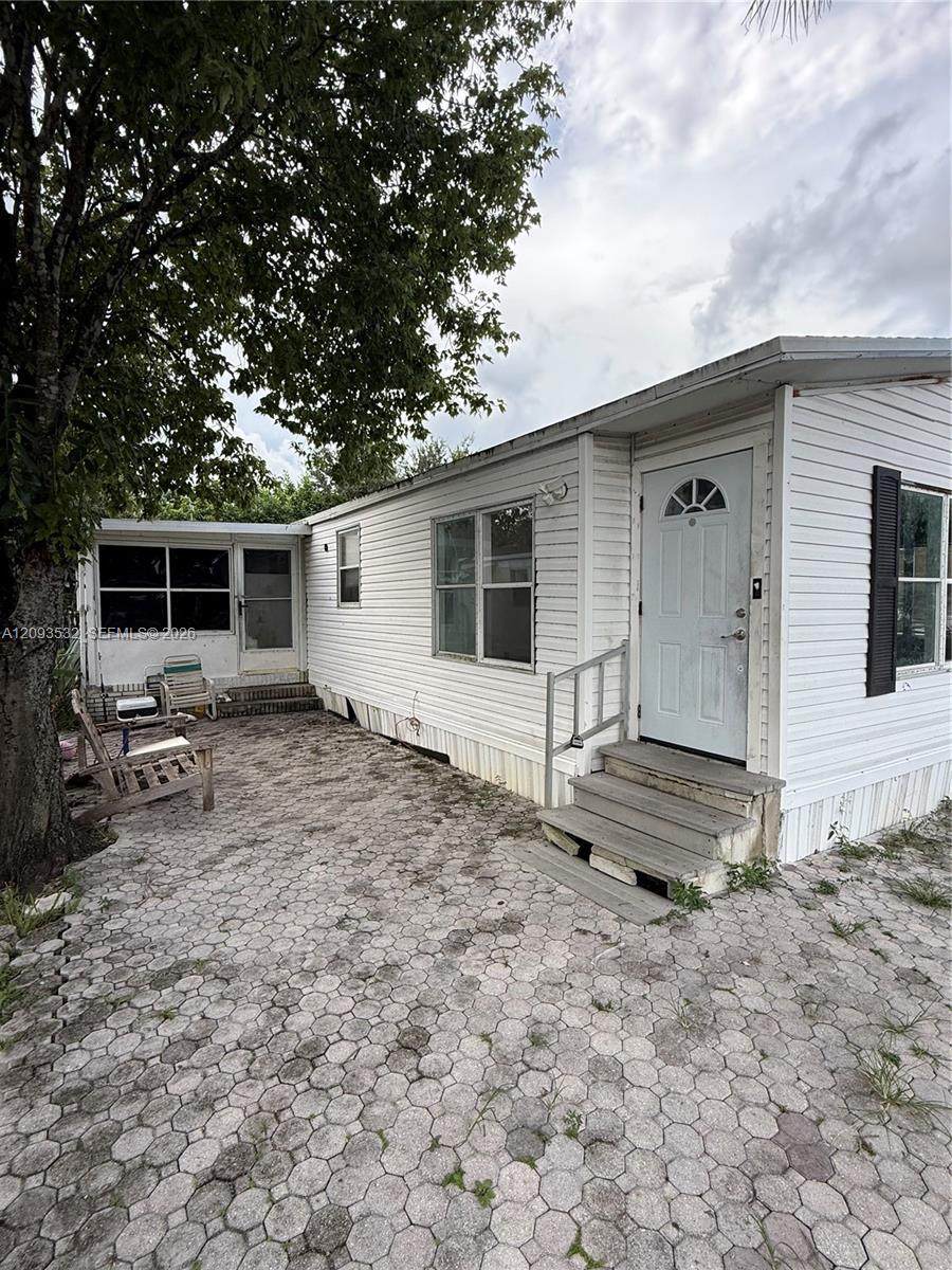 1531 Drexel Rd - Photo 1