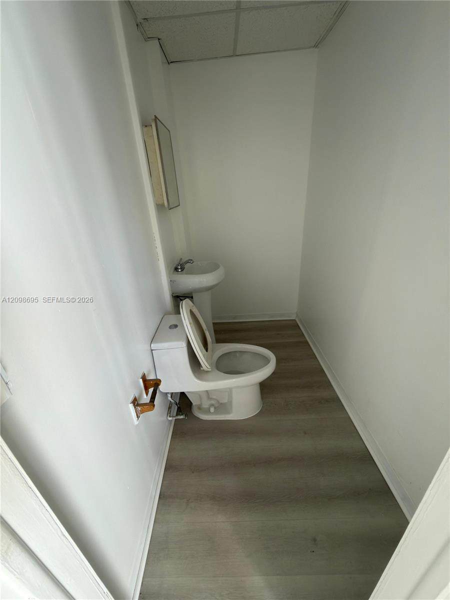 https://bt-photos.global.ssl.fastly.net/miami/orig_boomver_1_A12098695-2.jpg