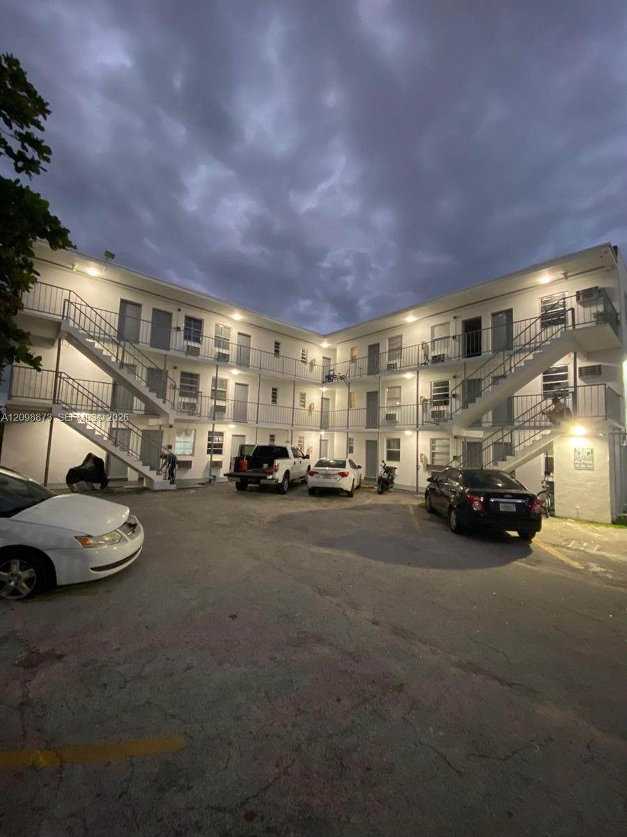 1261 59th St - Photo 1