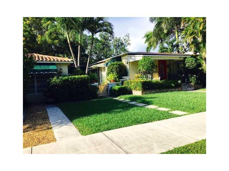 2555 Overbrook St - Photo 1