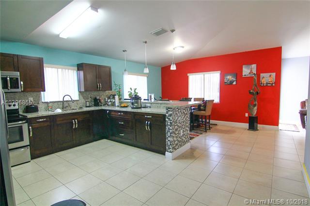 405 14 St - Photo 1