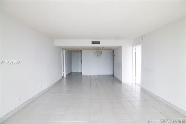 16300 Golf Club Rd - Photo 1