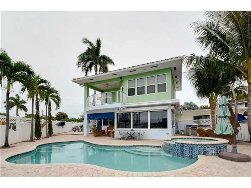 4319 Tradewinds Ave - Photo 1
