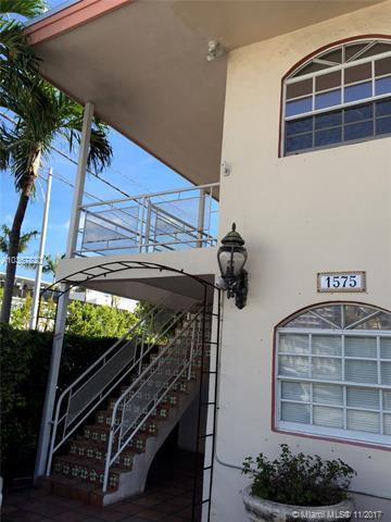 1575 West Ave - Photo 1