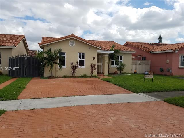 1749 138th Ave - Photo 1