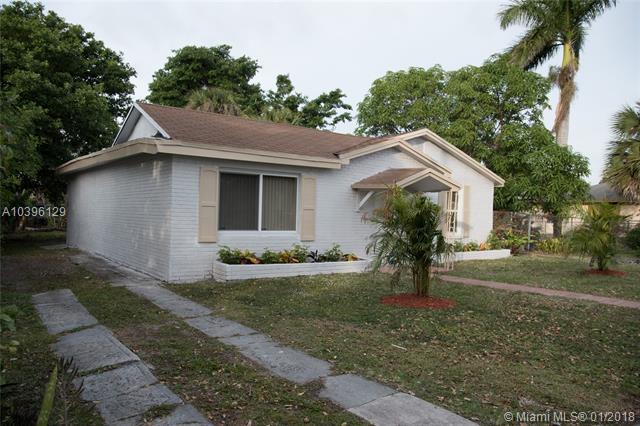 2995 7th St - Photo 1