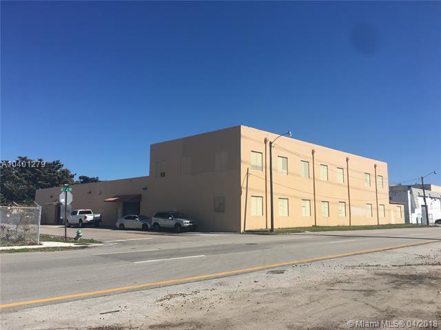 2040 Lee St - Photo 1