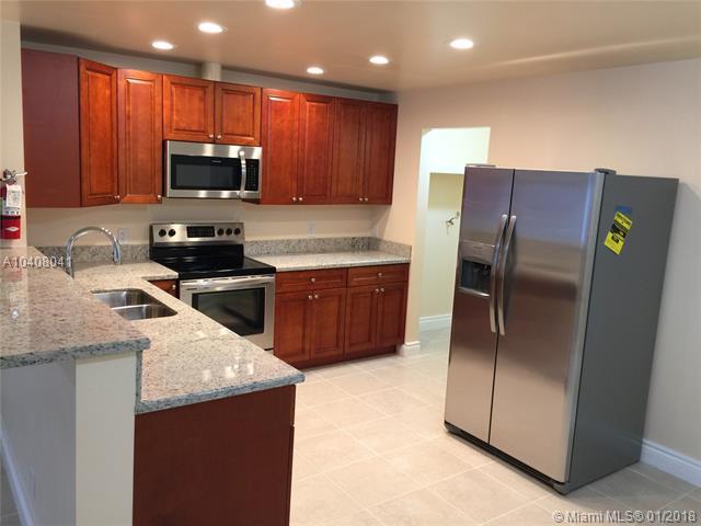5718 28th St - Photo 1