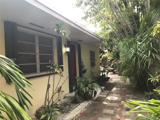2916 Jackson Ave - Photo 1