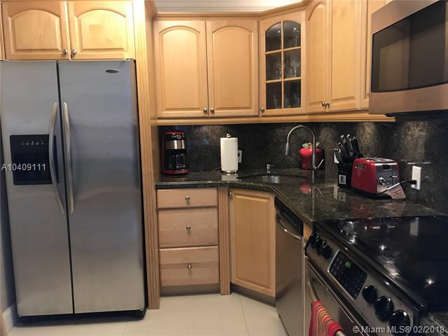 3675 Country Club Dr - Photo 1