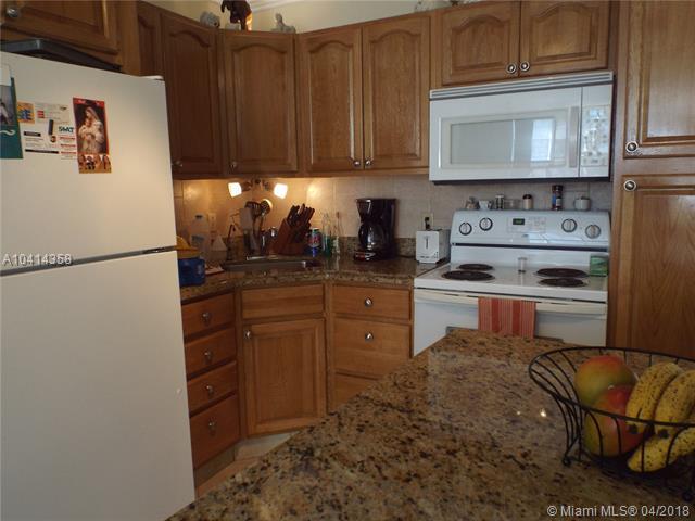 1936 Ocean Dr - Photo 1