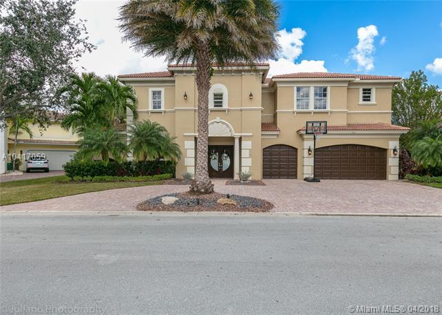 540 Enclave Cir - Photo 1