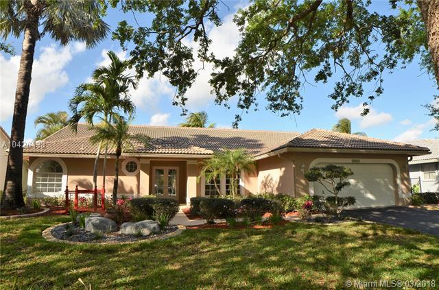 10377 49th Ct - Photo 1