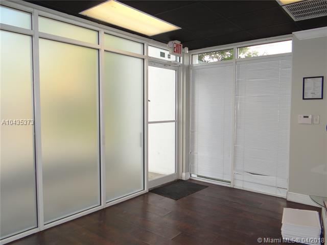 14399 143rd Ct - Photo 1