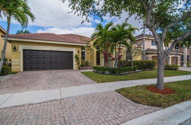 1683 Osprey Bend - Photo 1