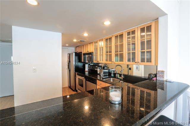 1000 West Ave - Photo 1