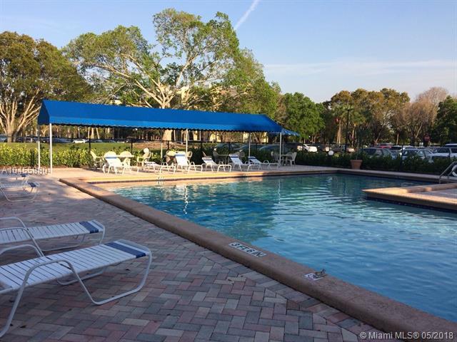 16475 Golf Club Rd - Photo 1