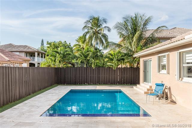 6346 113th Ct - Photo 1