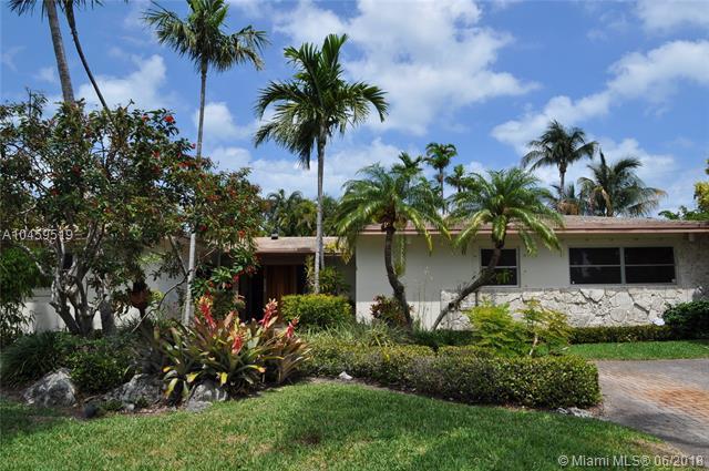 291 Harbor Ct - Photo 1