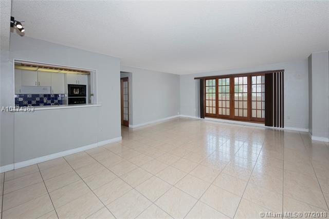 110 Salamanca Av - Photo 1