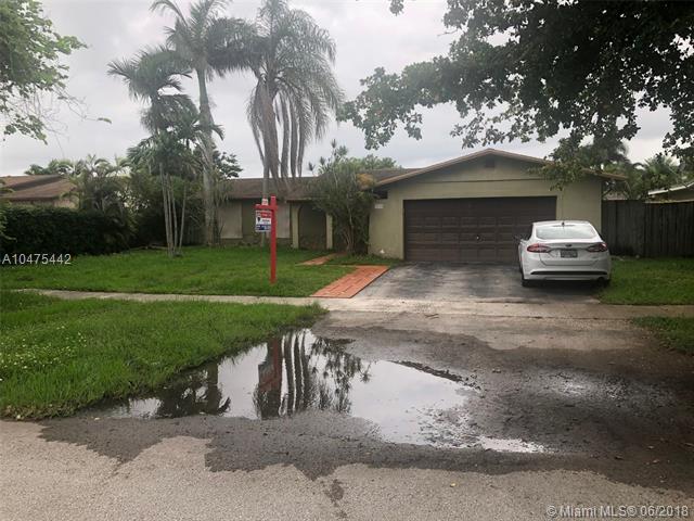 7590 127th Dr - Photo 1